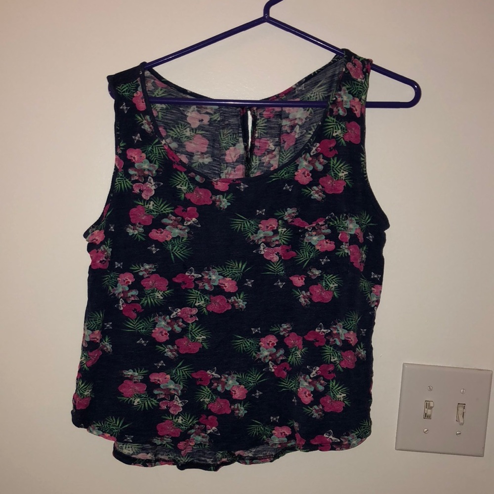 cropped tank